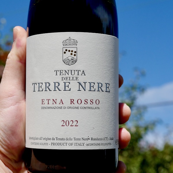 TENUTA DELLE TERRE NERE エトナ・ロッソ 2022 2022 Tenuta delle Terre Nere Etna Rosso - SKU 1777491